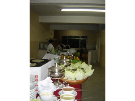 Buffet de churrasco na Bandeirantes 